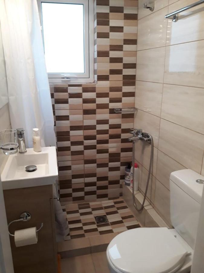 Fully Renovated Small & Cosy Studio أثينا المظهر الخارجي الصورة